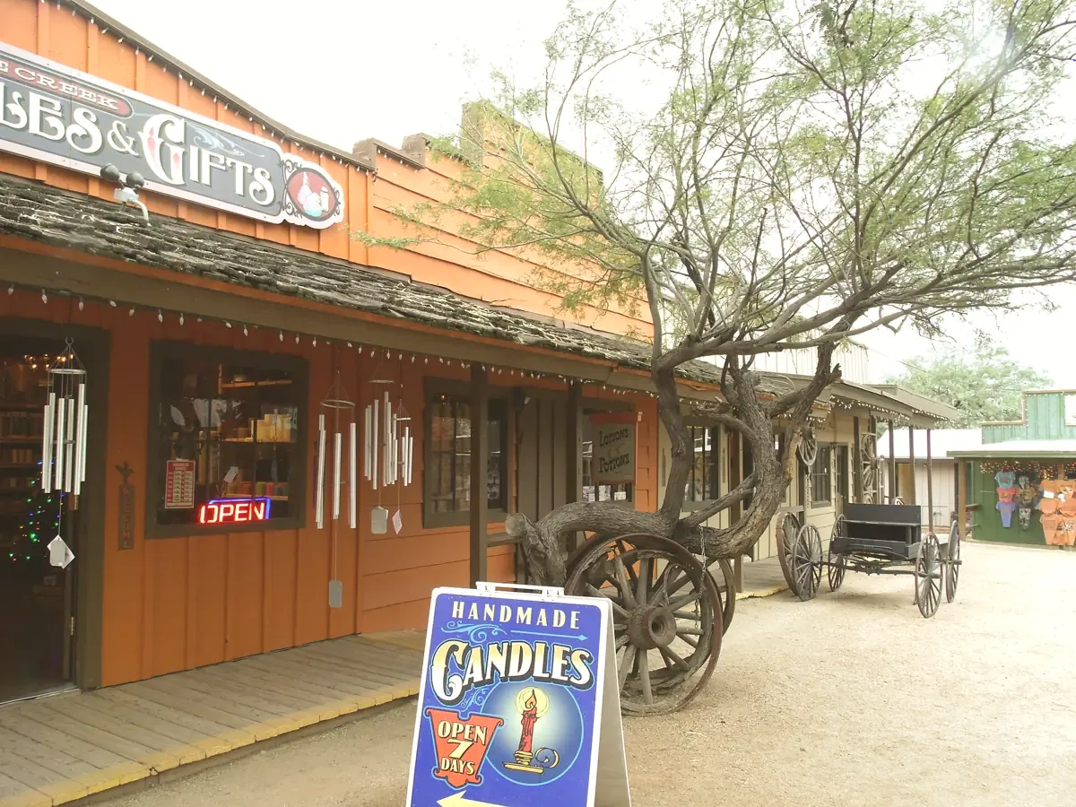 Storefronts and boardwalk at Frontier Town